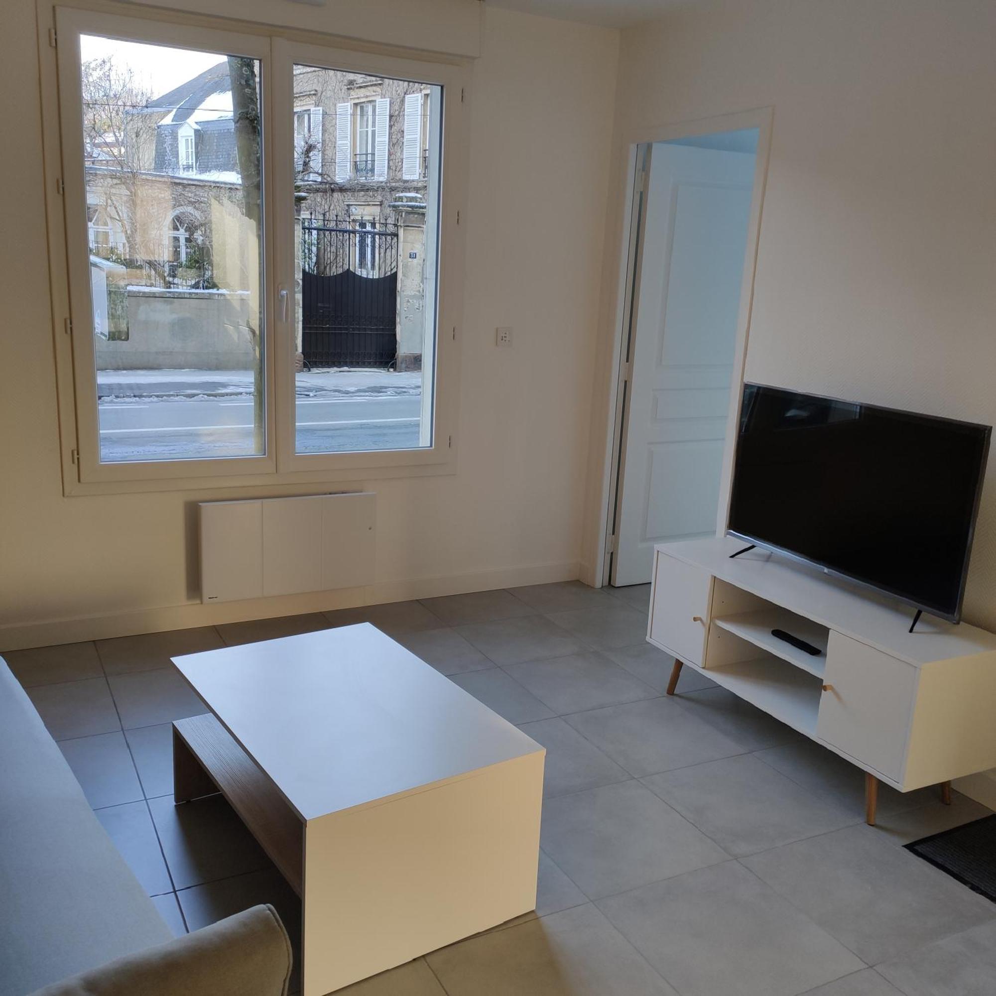 Appartement Cosy Avec Place De Parking Privee Le Mans Zewnętrze zdjęcie